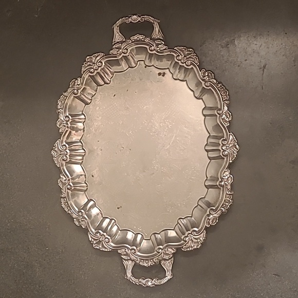 SILVER PLATED FOOTED INTERNTIONAL SILVER COMPANY LARGE OVAL SERVING TRAY - Picture 1 of 9